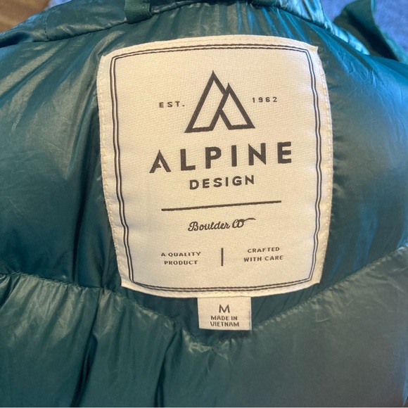 Women’s alpine design down puffer parka medium - Picture 9 of 9